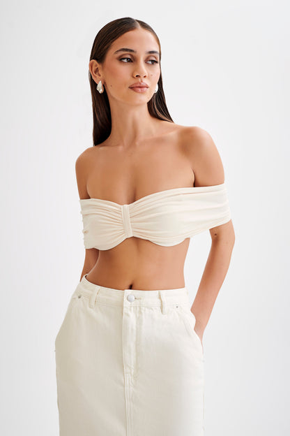 Amber Dar Kesim Crop Top