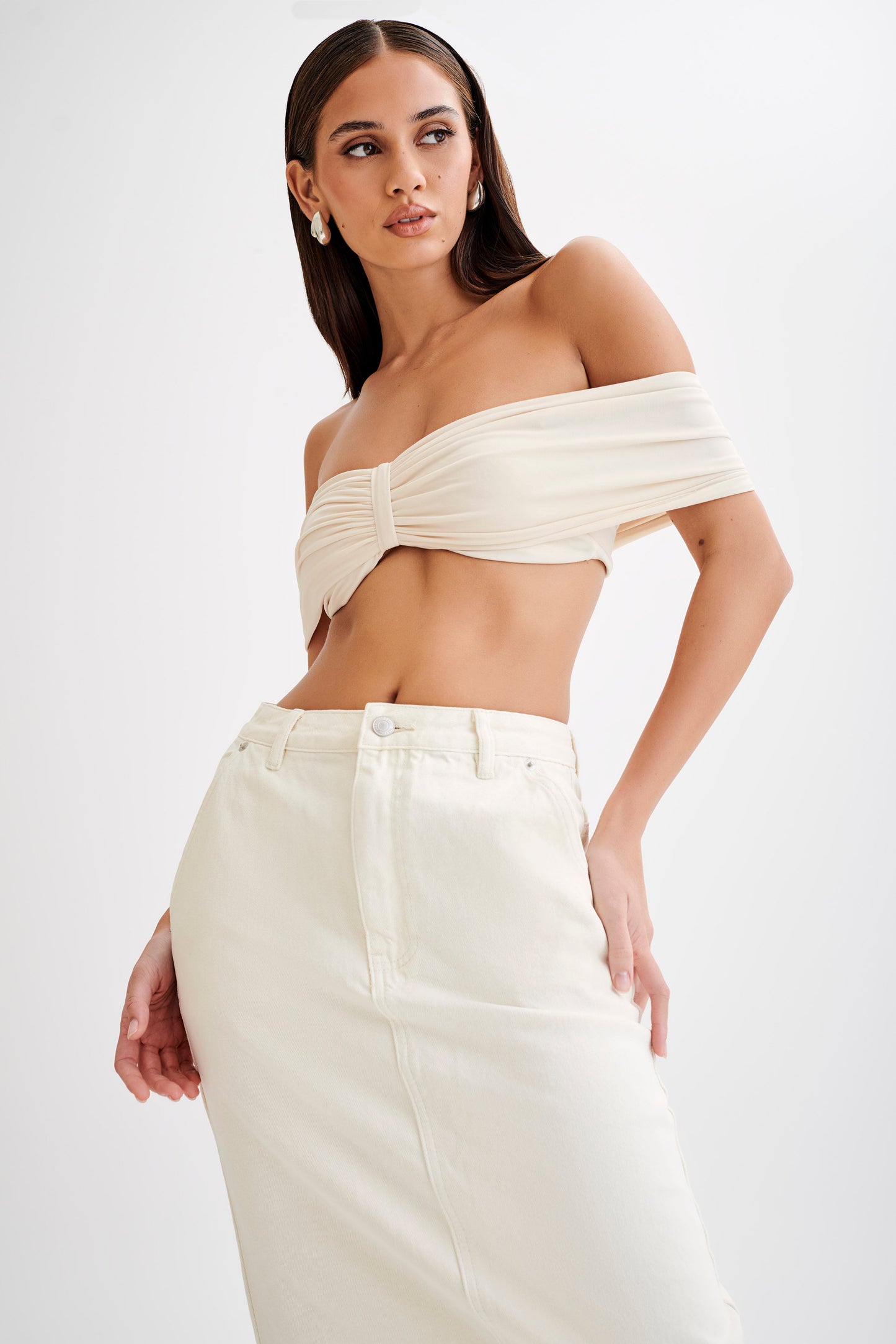 Amber Dar Kesim Crop Top