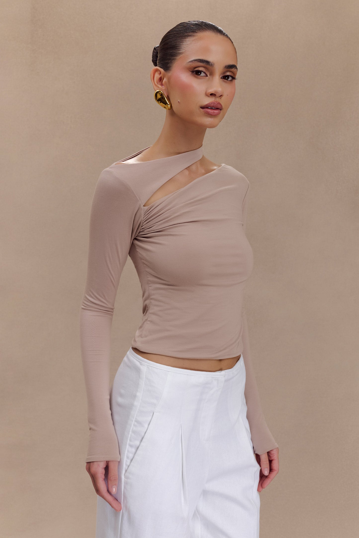 Sasha Modal Long Sleeve Top With Cut Out - Mushroom