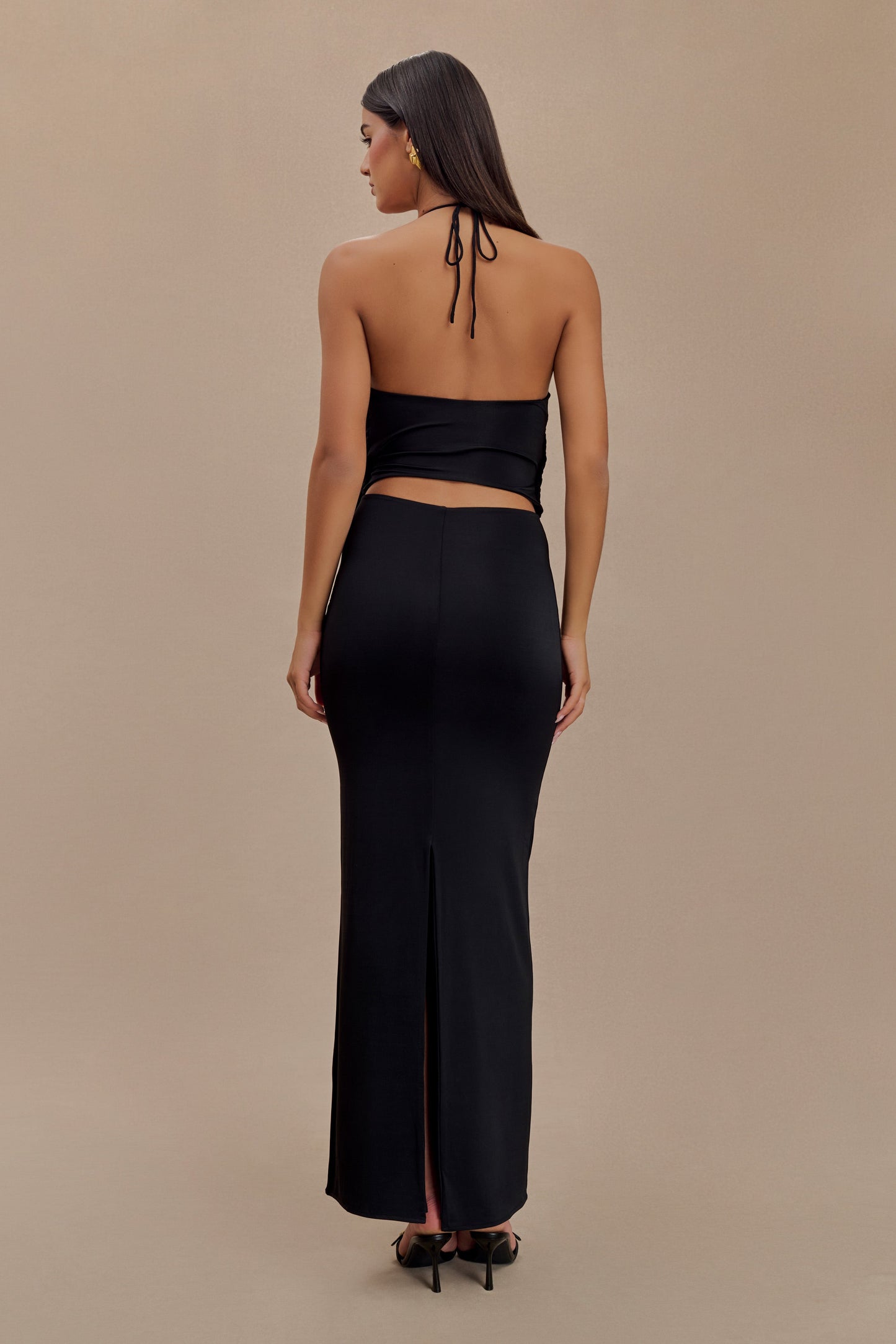 TYLA Drapeli Slinky Halter Maxi Elbise